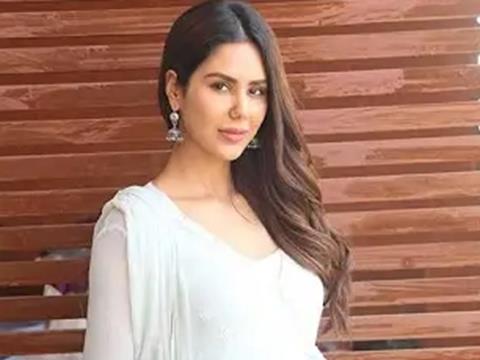 Sonam Bajwa Thumbnail