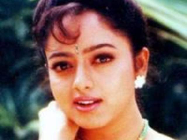 Soundarya Height, Age, Family, Wiki, News, Videos, Discussion & More