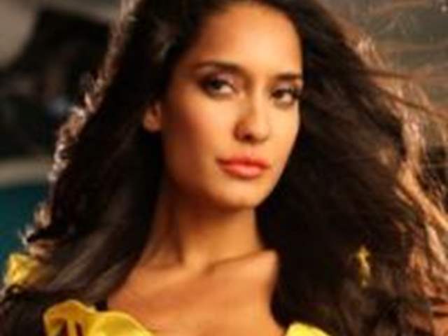 Lisa Haydon: Elisabeth Marie Haydon, popularly known as Lisa Haydon. She is  an Indian model turned actress, who rocked everybody with her bold act in  Queen.