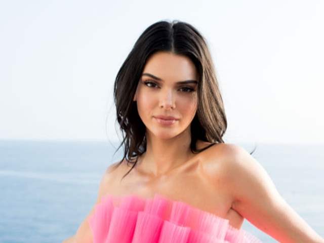 Kendall Jenner Responds to the Supermodel Debate