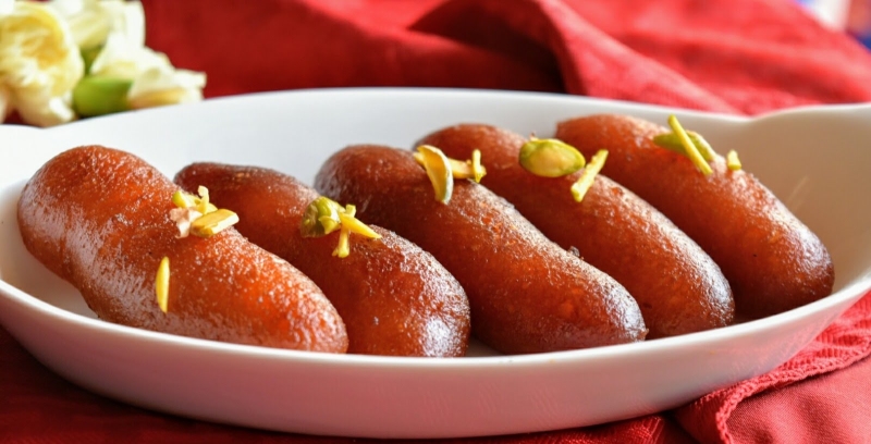 Langcha_A_sweet_from_West_Bengal.jpg