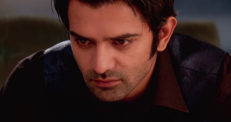 Barun-Sobti-1.jpg