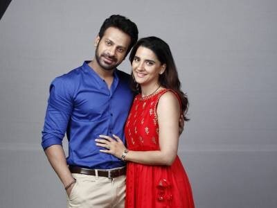 karan-veer-mehra-as-rajeev-and-shruti-seth-as-priya-in-sony-sab-s-upcoming-show-tv-biwi-aur-main-jp_2.jpg