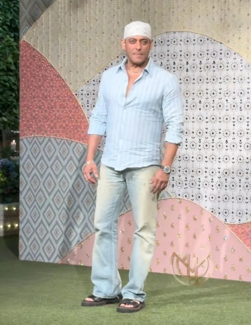 Stars at the ambani Ganesh Chaturthi celebrations