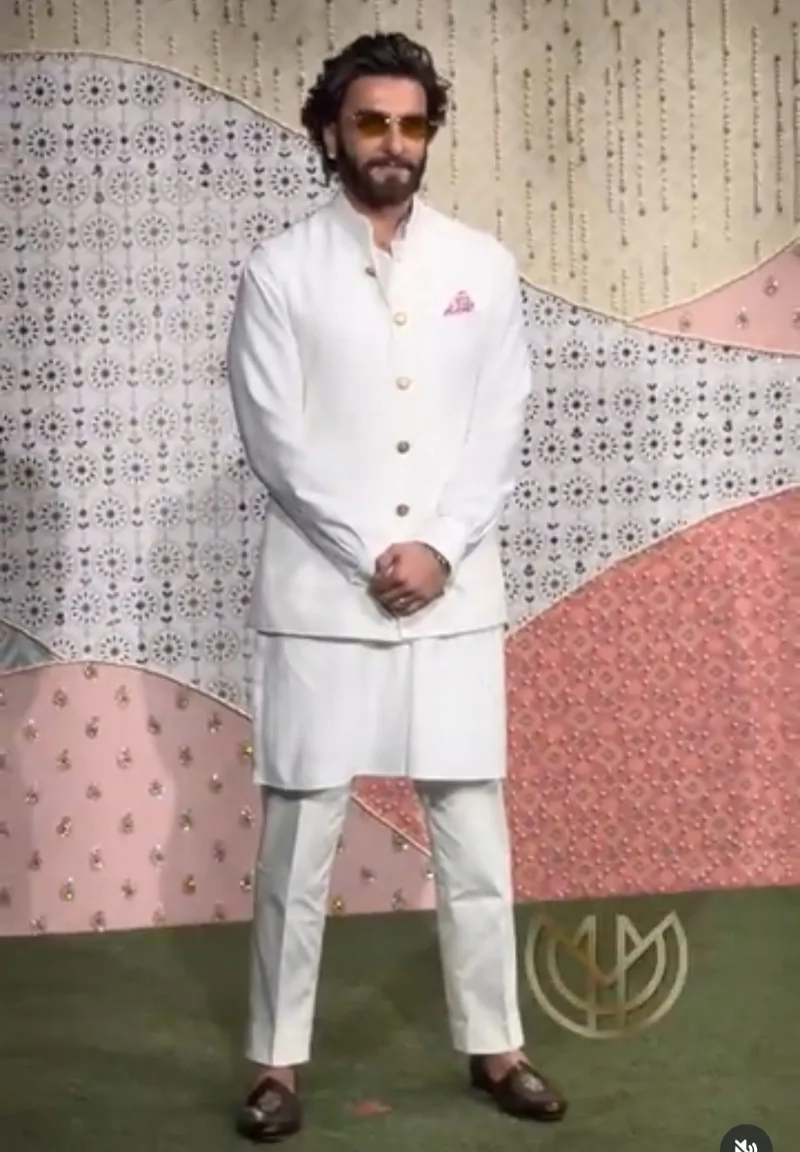 Stars at the ambani Ganesh Chaturthi celebrations