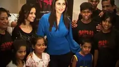 Kareena Kapoor dances with STRUT students Thumbnail