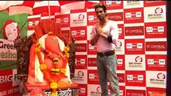 Prateik Babbar Visited Big Green Ganesh Thumbnail
