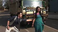 Karan saves Shivani - Do Dil Bhande Ek Dori Se Thumbnail