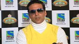 Akshay Kumar promotes Action Replayy on Entertainment Ke Liye Kuch Bhi Karega