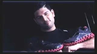 Making of Reebok Ad with Yuvraj and M S Dhoni Thumbnail