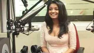 Tanushree Dutta and Saloni Daini at 92.7 Big FM thumbnail