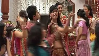 Saas Bina Sasuraal - On Location Thumbnail