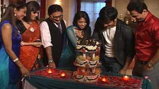 Star One's Rang Badalti Odhani completes its successful 300 Episodes