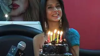 Jennifer Celebrates Her Birthday With India-forums Thumbnail