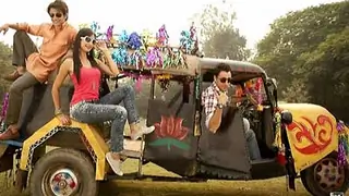 Making of Poster of Mere Brother Ki Dulhan Thumbnail