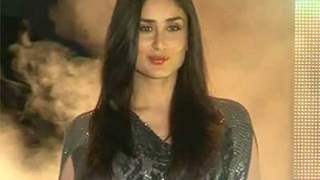 Kareena Kapoor unveils Lakme Absolute Thumbnail