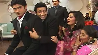 Air Force Ball party in Sawaare Sabke Sapne - Preeto Thumbnail