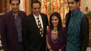 Dharmendra as special guest in serial Sabke Sapne Saware Preeto Thumbnail