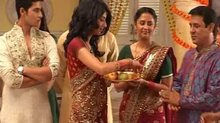 Saas Bina Sasuraal (On Location) Thumbnail