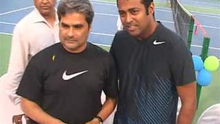 Leander Paes and Vishal Bhardwaj Inaugurate Tennis Court thumbnail