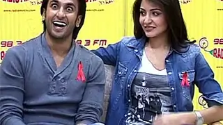 Anushka and Ranveer at Radio Mirchi Studio Thumbnail