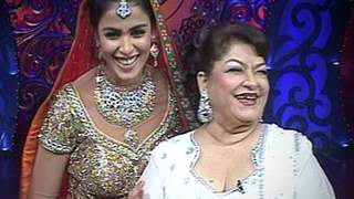 Genelia At Finale of Nach Le Ve With Saroj Khan