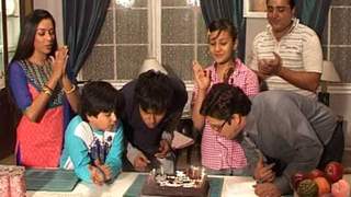 Vishal and Tapasvi celebrate their Birthday on the sets of Parvarrish - Kuchh Khattee Kuchh Meethi Thumbnail