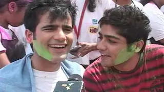 Karan Tacker, Dolly Bindra and Naman Shaw at Zoom Holi bash Thumbnail