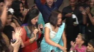 Shashi-Summit throws a succes party for their shows Thumbnail