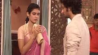 Renu exposes Megha and Mohan's fake marriage in Na Bole Tum Na Maine Kuch Kaha Thumbnail
