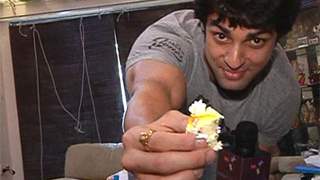 Karan Wahi celebrates his Birthday with India-Forums Thumbnail