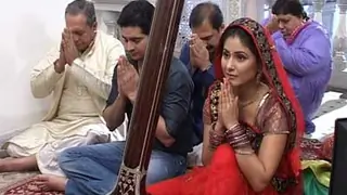 Akshara prays to resolve rift between Naitik and Shaurya Thumbnail