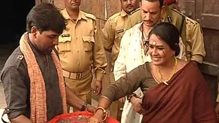 Sikka Thakurain to create trouble in Afsar Bitiya's life Thumbnail