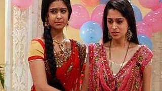 Simar wants Roli to leave home
