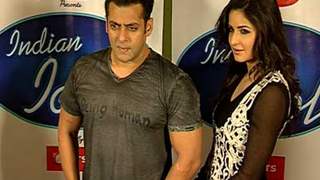 Salman and Katrina on the sets of 'Indian Idol 6'