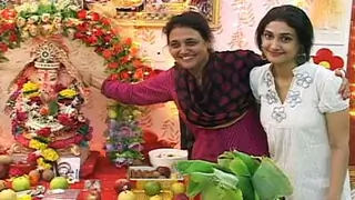 Ragini Khanna and Bharti Singh's Ganesh Visarjan Thumbnail
