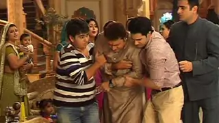 Akshara's father suffers from a heart attack in Yeh Rishta Kya Kehlata Hai Thumbnail
