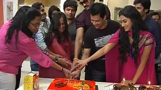 Junoon - Aisi Nafrat, toh Kaisa Ishq Team Celebrates 100 Episodes Thumbnail