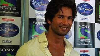 Shahid Kapoor Promotes Phata Poster Nikla Hero on 'Indian Idol Junior' thumbnail