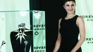 Jacqueline Fernandez unveiling of new collection of 'Forevermark' Thumbnail