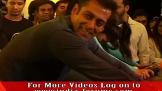 Salmans Spinning Act !! Thumbnail