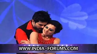 RaQkesh Vashisth and Riddhi Dogra put on their dancing shoes Thumbnail