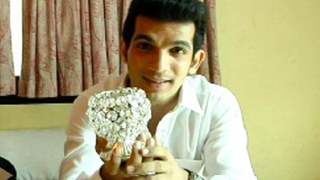 Arjun Bijlani Gift Segment Thumbnail