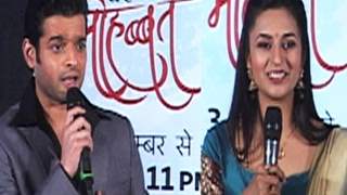 Karan and Divyanka put a rest to the rumours about both of them not getting along with each other on