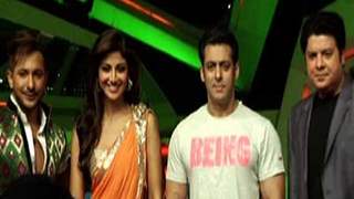Salman Khan and Daisy Shah promote Jai Ho on the sets of Nach Baliye 6