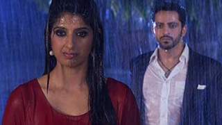 Aditya Confesses His Love to Samaira