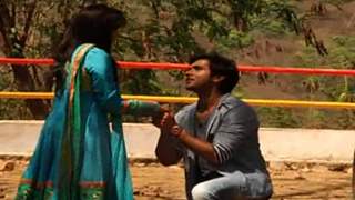 Raj Tries to make Avni Jealous - Aur Pyaar Ho Gaya thumbnail