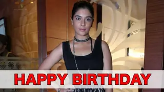 Pooja Gor Celebrates her Birthday with India-Forums - Exclusive Thumbnail