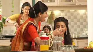 Urmi is suprised by her mother in law in Doli Armaanon Ki Thumbnail