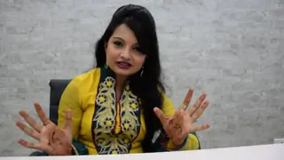 Giaa Manek Visiting India-forums' Office Thumbnail